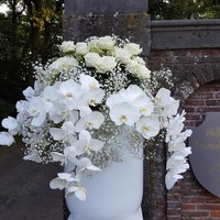 Bloemdecoratie locatie